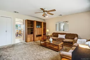 173 Loop Dr, Sayville, NY 11782 - Photo 8