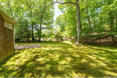 600 Scraggy Hill Road, Port Jefferson, NY 11777 - Photo 24