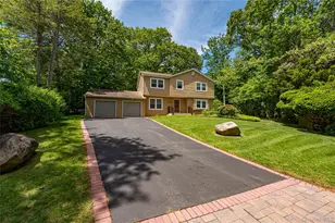 600 Scraggy Hill Rd, Port Jefferson, NY 11777 - Photo 2