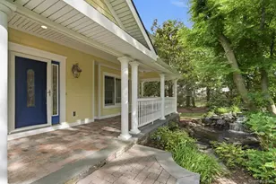 316 S Woods Rd, Woodbury, NY 11797 - Photo 6