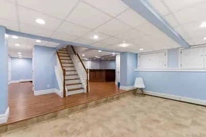 316 S Woods Road, Woodbury, NY 11797 - Photo 36
