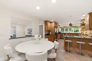 316 S Woods Rd, Woodbury, NY 11797 - Photo 20