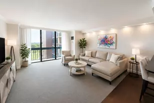 270-10 Grand Central Pkwy, Floral Park, NY 11005 - Photo 4