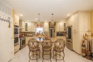 1715 Hering Ave, Bronx, NY 10461 - Photo 6