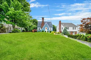 45 Mt Morris Ave, White Plains, NY 10604 - Photo 2