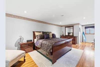 161 Cow Neck Road, Port Washington, NY 11050 - Photo 18