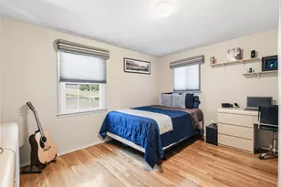 161 Cow Neck Rd, Port Washington, NY 11050 - Photo 22