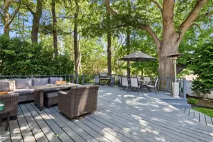 161 Cow Neck Rd, Port Washington, NY 11050 - Photo 28