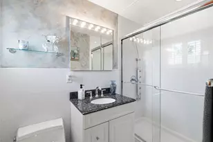 161 Cow Neck Rd, Port Washington, NY 11050 - Photo 20