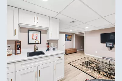 161 Cow Neck Road, Port Washington, NY 11050 - Photo 26