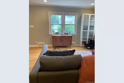 7 Appletree Lane, Great Neck, NY 11023 - Photo 6