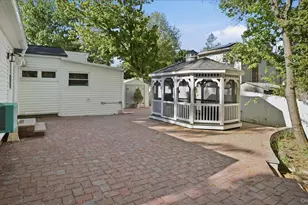 26 Florida Rd, Rocky Point, NY 11778 - Photo 18