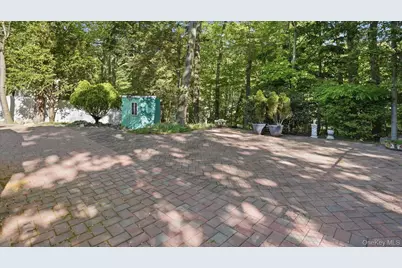 26 Florida Road, Rocky Point, NY 11778 - Photo 16