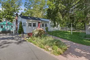 26 Florida Rd, Rocky Point, NY 11778 - Photo 2