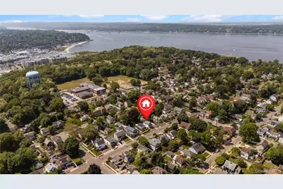 53 Valentine St, Glen Cove, NY 11542 - Photo 2