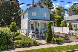 53 Valentine St, Glen Cove, NY 11542 - Photo 4