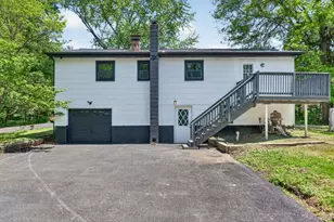15 Whiteford Dr, Pleasant Valley, NY 12569 - Photo 24
