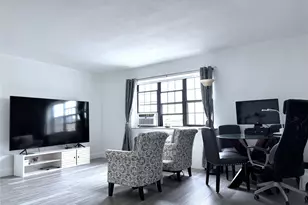 78-16 147th St, Kew Gardens, NY 11367 - Photo 2