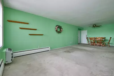 60 Hempstead Avenue #3P, Lynbrook, NY 11563 - Photo 2