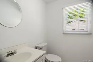 16 Gores Dr, Mastic, NY 11950 - Photo 14