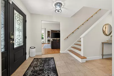 40 Nottingham Way, Mahopac, NY 10541 - Photo 4