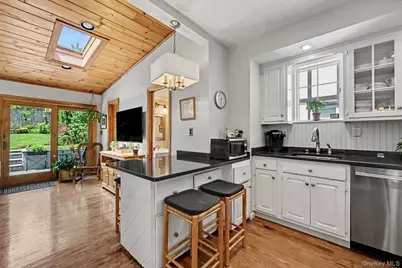 86 Lenox Avenue, Bronxville, NY 10708 - Photo 12