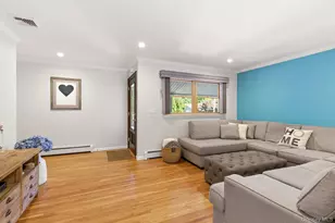 1 Camelot Ln, Saint James, NY 11780 - Photo 6