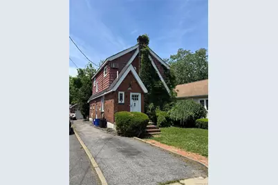 1900 Carleton Place, Baldwin, NY 11510 - Photo 2