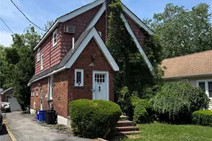 1900 Carleton Pl, Baldwin, NY 11510 - Photo 2