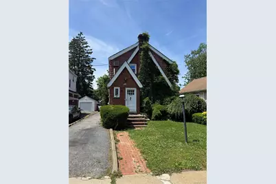 1900 Carleton Place, Baldwin, NY 11510 - Photo 1