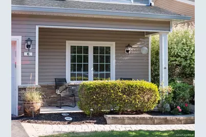 6 Westminster Way, Pomona, NY 10970 - Photo 2