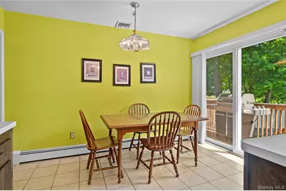 251 Bainbridge Avenue, Thornwood, NY 10594 - Photo 10