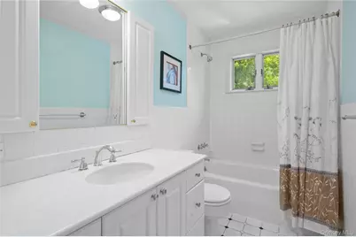 251 Bainbridge Avenue, Thornwood, NY 10594 - Photo 26