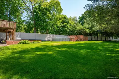 251 Bainbridge Avenue, Thornwood, NY 10594 - Photo 36
