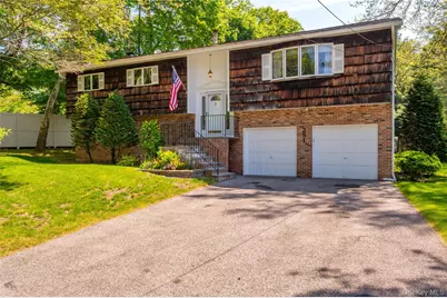 251 Bainbridge Avenue, Thornwood, NY 10594 - Photo 2