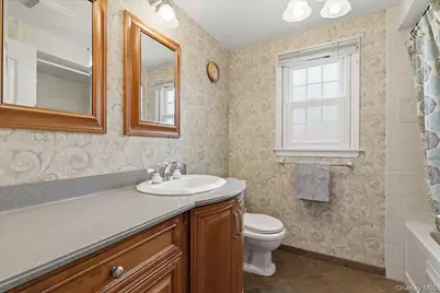 200 Van Buren Street, Centerport, NY 11721 - Photo 22