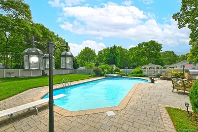 1019 Old Medford Avenue, Farmingville, NY 11738 - Photo 38