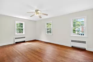25 Carlton St, Malverne, NY 11565 - Photo 18