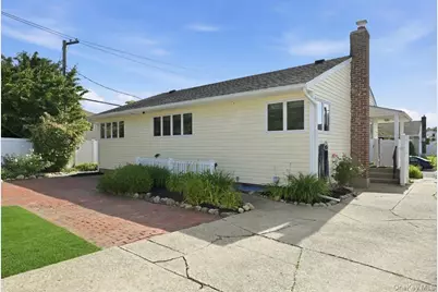 61 Hunter Lane, Hicksville, NY 11801 - Photo 34