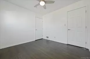 61 Hunter Ln, Hicksville, NY 11801 - Photo 18