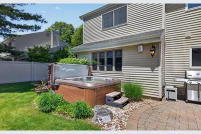 49 Annandale Road, Commack, NY 11725 - Photo 42