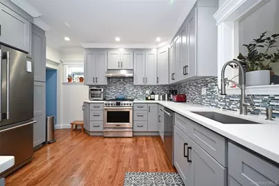 219-07 101st Avenue, Queens Village, NY 11429 - Photo 14