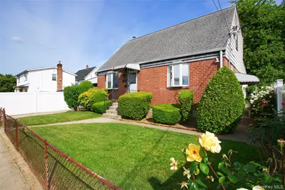 13819 Caney Lane, Rosedale, NY 11422 - Photo 2