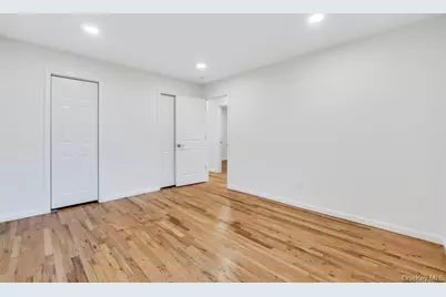 46 Jamaica Avenue, Wyandanch, NY 11798 - Photo 22