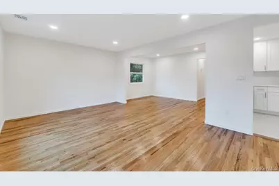 46 Jamaica Avenue, Wyandanch, NY 11798 - Photo 10