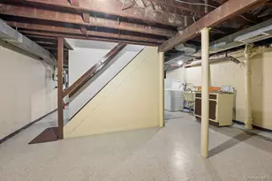 21 Hayes Dr, Eastchester, NY 10709 - Photo 18