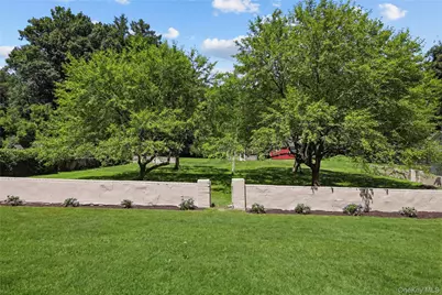 9 Oregon Road, Bedford Corners, NY 10549 - Photo 4