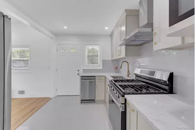 13 W 15th Street, Deer Park, NY 11729 - Photo 8