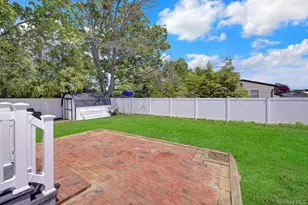 13 W 15th St, Deer Park, NY 11729 - Photo 30