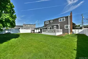 383 Violet St, Massapequa Park, NY 11762 - Photo 34